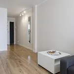 Chic - Center - Great Location - Swidnicka Street Apartment
